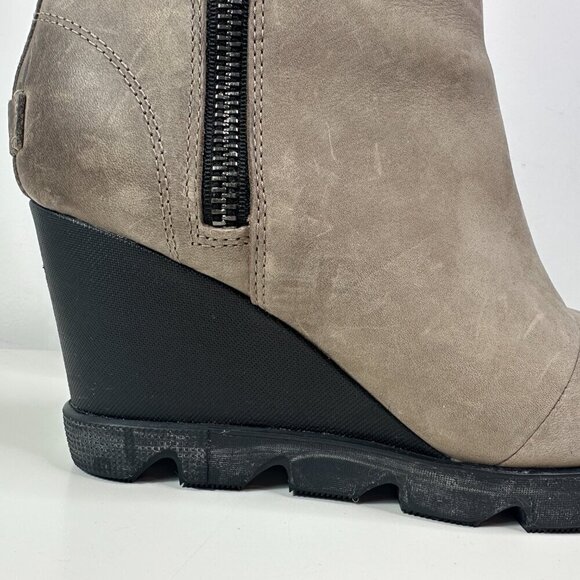 Women's Sorel Joan Uptown Zip Wedge Tan Boots Sz 9 - Picture 3 of 14